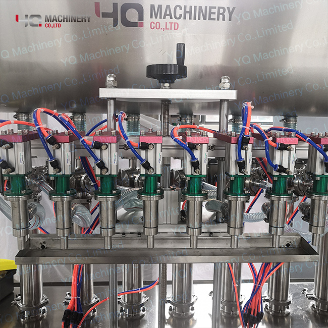 Bottling Machine For Viscous Liquid Bottle Inline Filling Machinery With Piston Filler