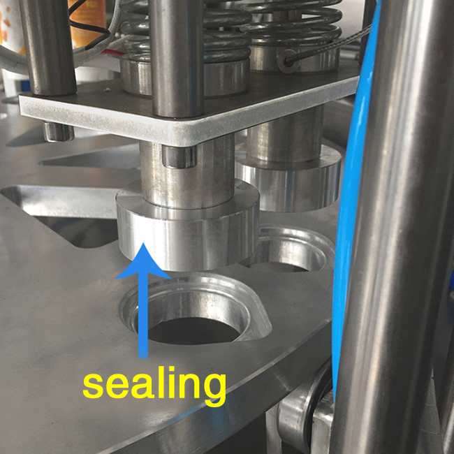 Rotary Cup Filler And Sealer
